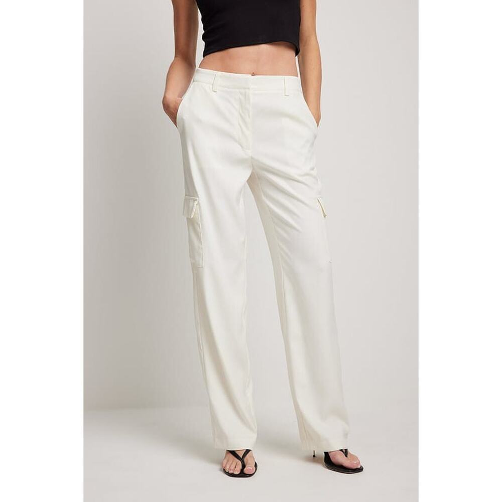 NA-KD Women Mid Waist Cargo Pocket Pants Ivory Size 34 A003091
